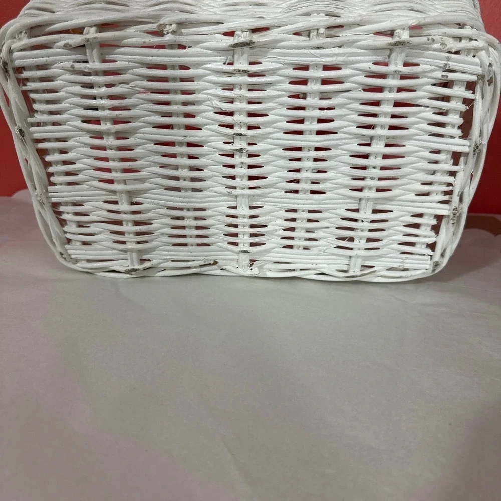 Vintage basket with porcelain handles